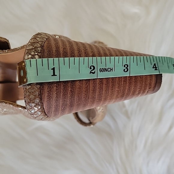 Seychelles Electro metallic gold leather stacked hell sandals women's si… - Picture 13 of 15